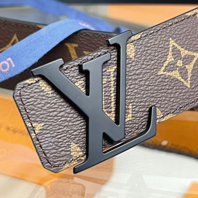 l0vis Vvtt0n belts